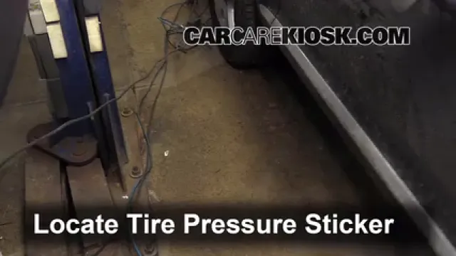 2004 Volkswagen Touareg V6 3.2L V6 Tires & Wheels Check Tire Pressure